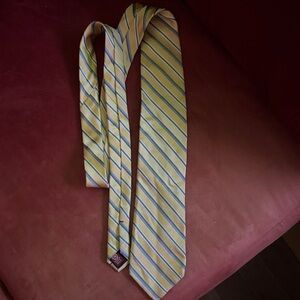 Chaps Yellow Diagonal Stripe Tie with Blue Accents